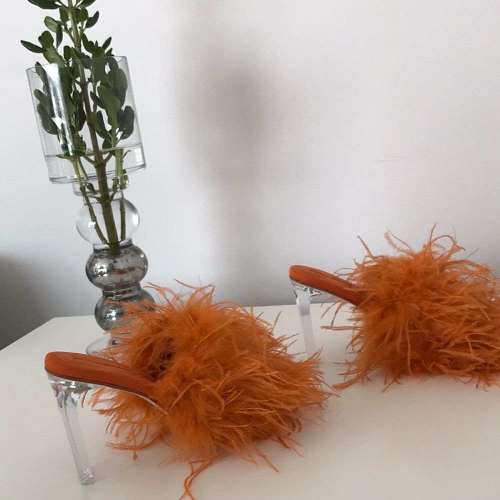 Jeffrey Campbell Daisy Feather  Boa Heels size 10 - Picture 3 of 16